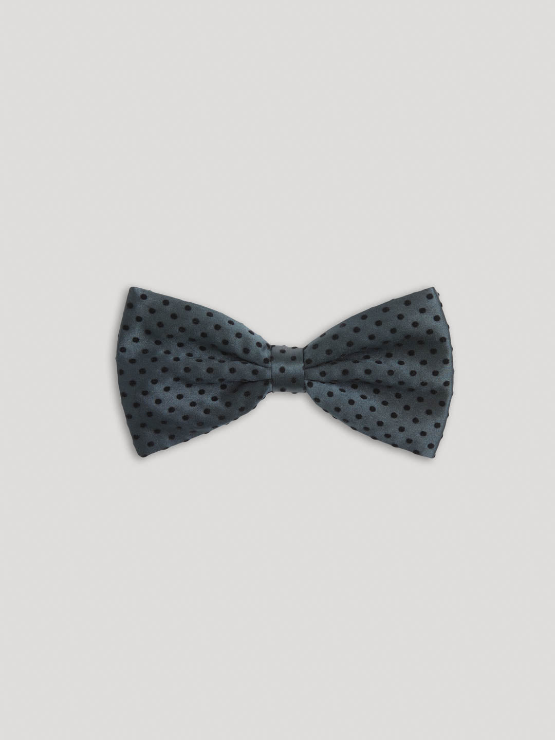 Green polkadot silk bow tie.