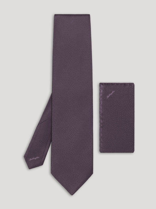 Purple silk tie with handkerchief.