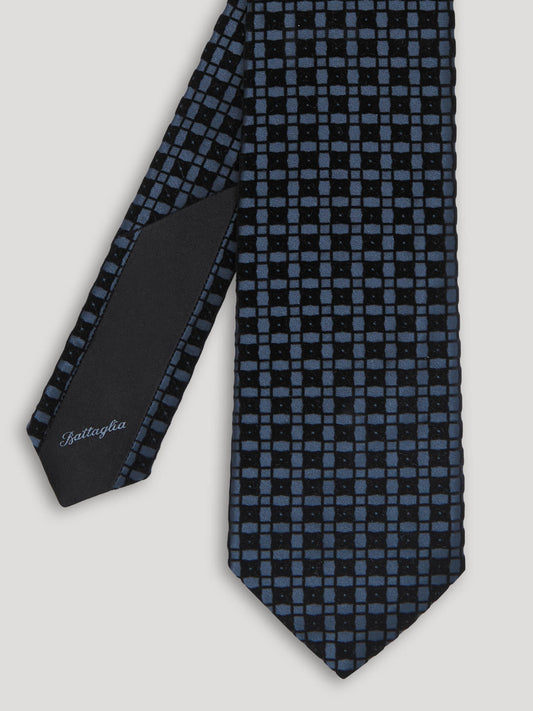 Blue check pattern.