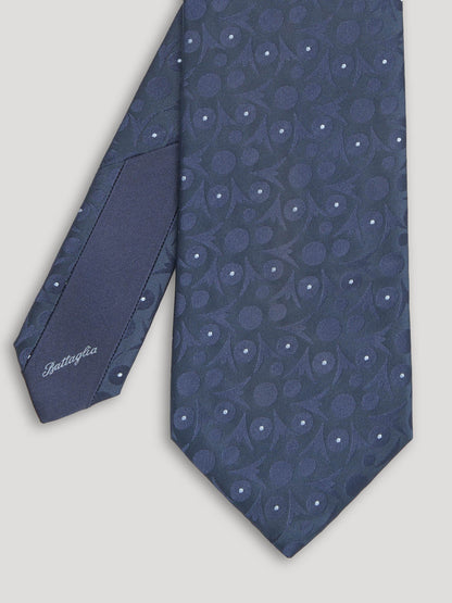 Blue tie with large pattern