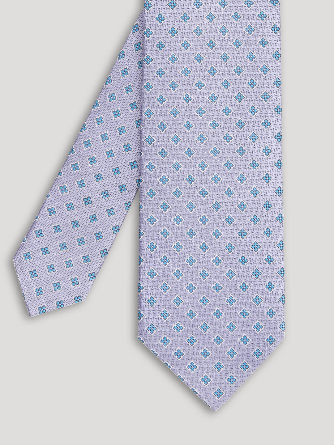 Purple and blue tie with large pattern