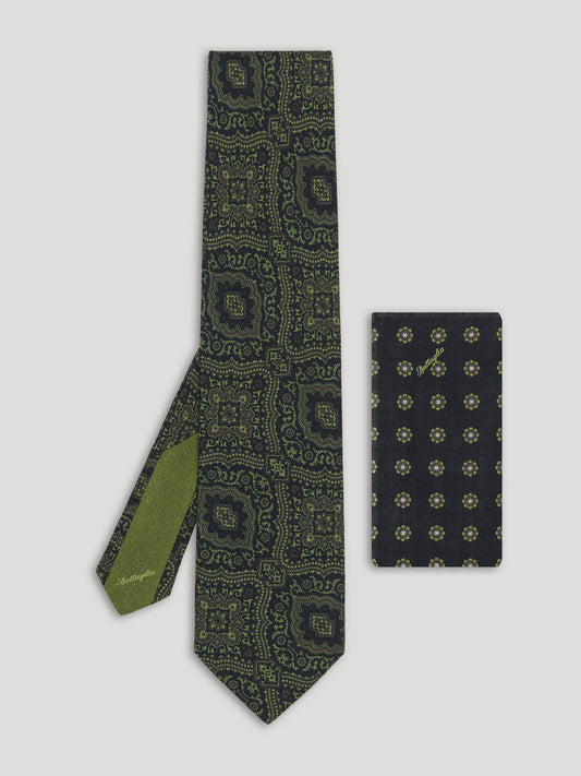 Green and black silk paisley tie with matching handkerchief. 